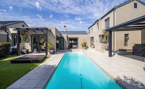 Country House in Big Bay, Blaauwberg, Cape Town 1