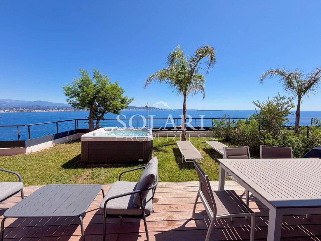 Appartamento a Théoule-sur-Mer, Provenza-Alpi-Costa Azzurra, Francia 2 - 15663967
