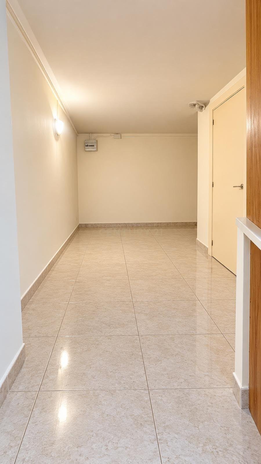 Appartamento a Cornella de Llobregat, Catalogna, Spagna 4 - 19175206