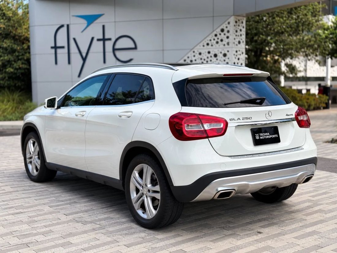 Suv in Inglewood, CA, United States 5 - 19178652