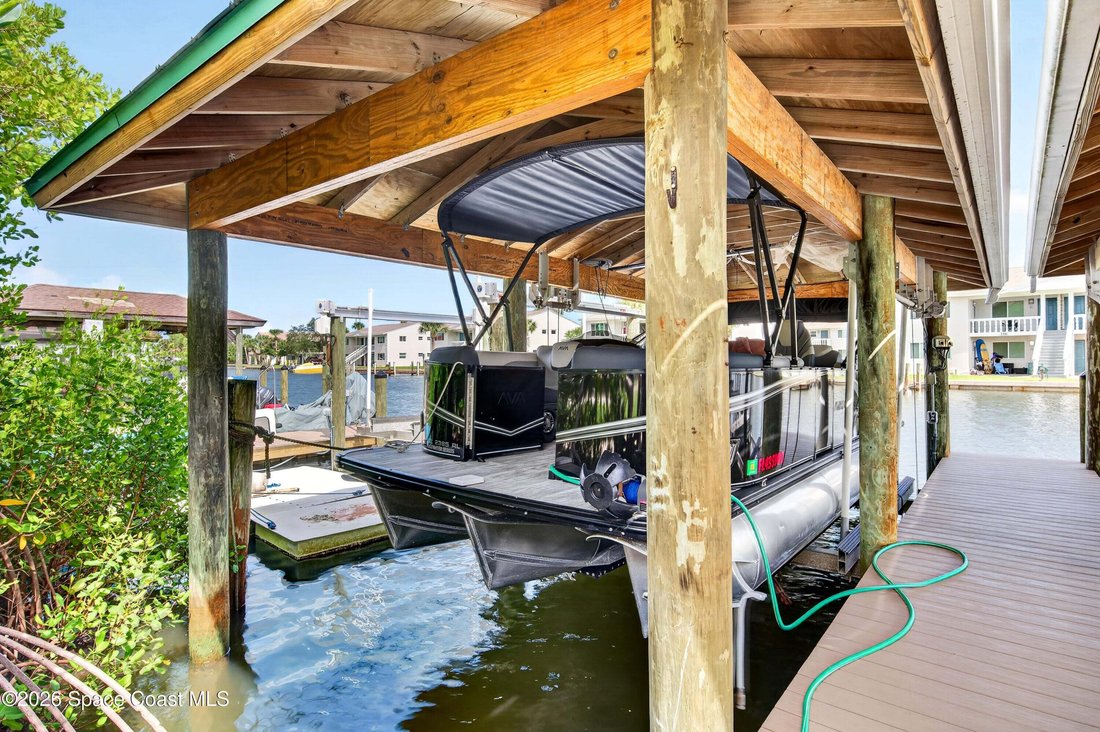 Condo in Indian Harbour Beach, Florida, United States 4 - 19171659