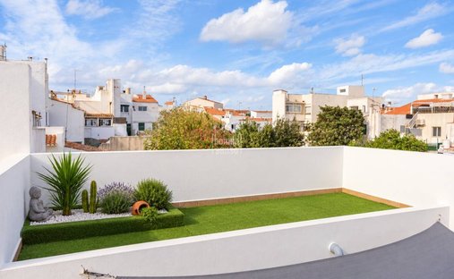 Stadthaus in Maó, Balearische Inseln, Spanien 1