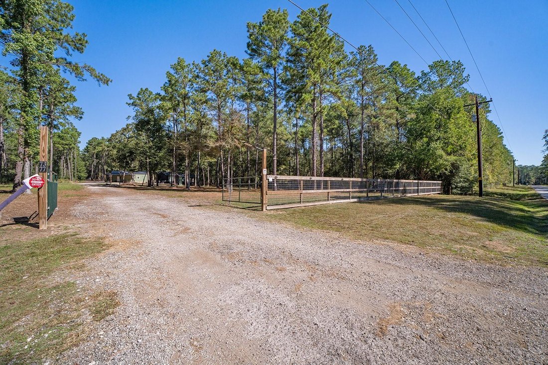 House in Plantersville, Texas, United States 2 - 19174753