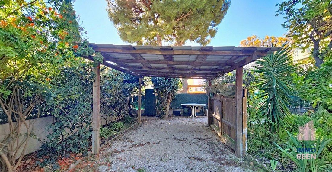Villa in Coste Chaude-Mauveou, La Seyne-sur-Mer, France 5 - 19179522