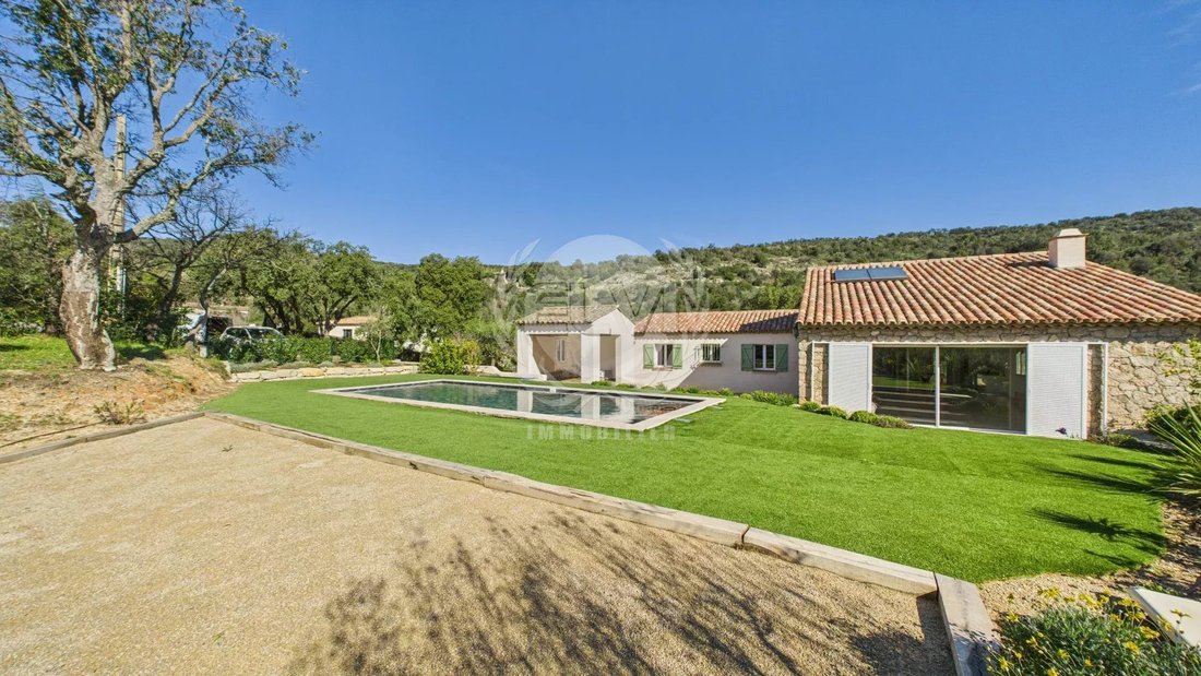 Villa in Le Plan-de-la-Tour, Provence-Alpes-Côte d'Azur, Frankreich 1 - 19169864