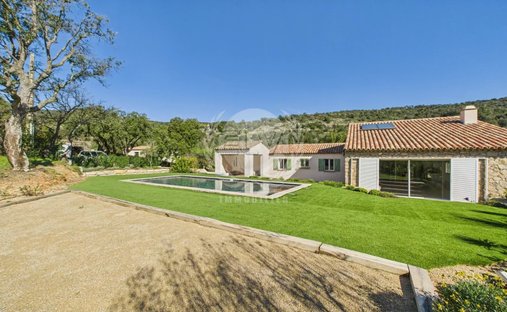 Villa en Le Plan-de-la-Tour, Provenza-Alpes-Costa Azul, Francia 1