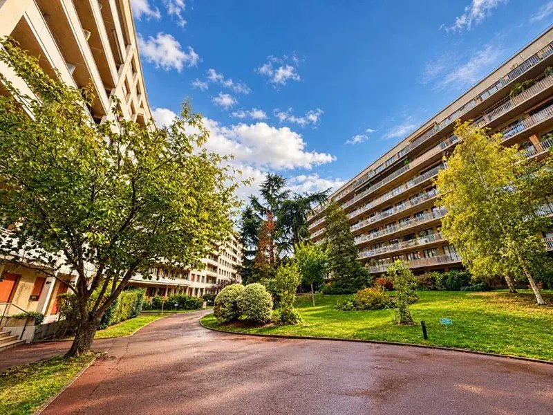 Apartment in Saint-Cloud, Ile-de-France, France 1 - 19177224