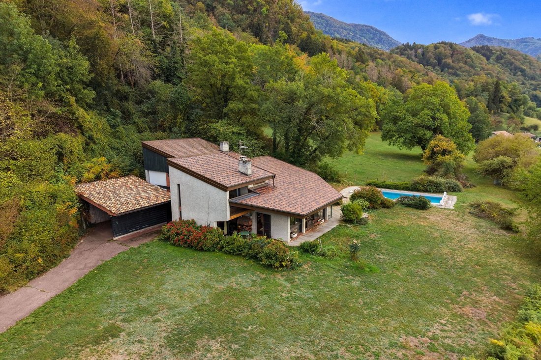 Casa a Lyaud, Auvergne-Rodano-Alpi, Francia 2 - 19173247