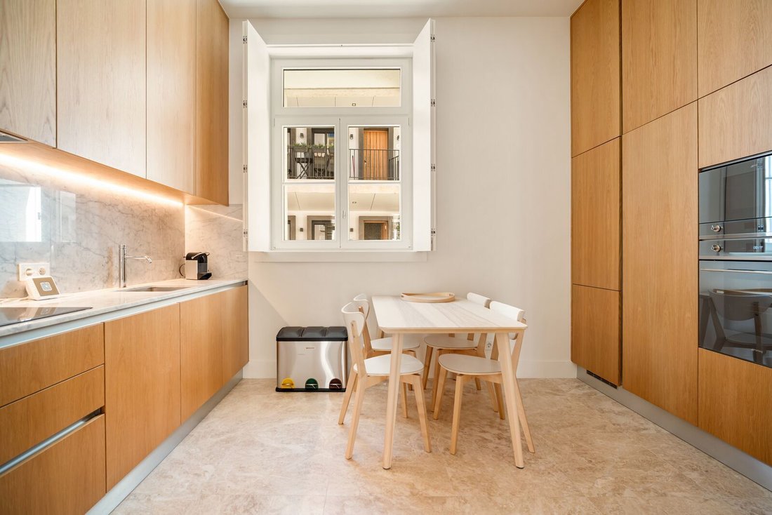 Apartment in Misericordia, Lisbon, Portugal 5 - 19175713
