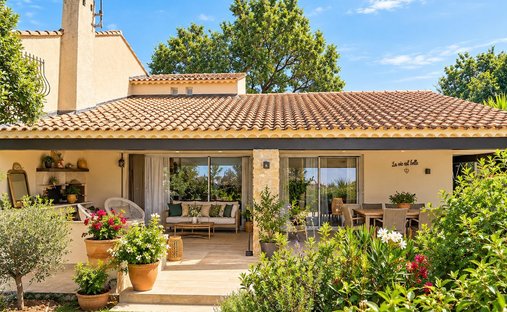 Maison à Six-Fours-les-Plages, Provence-Alpes-Côte d'Azur, France 1