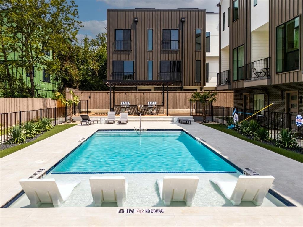 Condo in Dallas, Texas, United States 3 - 19172710