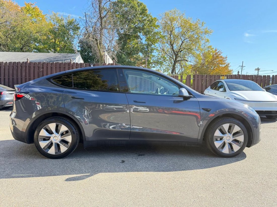 Suv in East Brunswick, NJ, United States 5 - 19178619