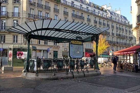 Apartment in Saint Germain l'Auxerrois, Paris 1er Arrondissement, Paris 3 - 19174364