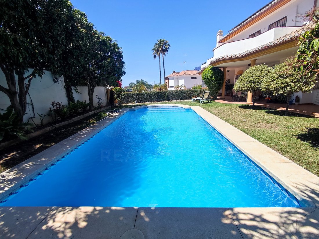Maison de ville à Marbella, Andalousie, Espagne 3 - 19175506
