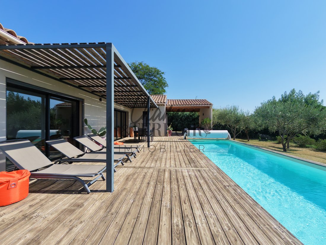 Villa in Uzès, Occitania, France 1 - 19170115