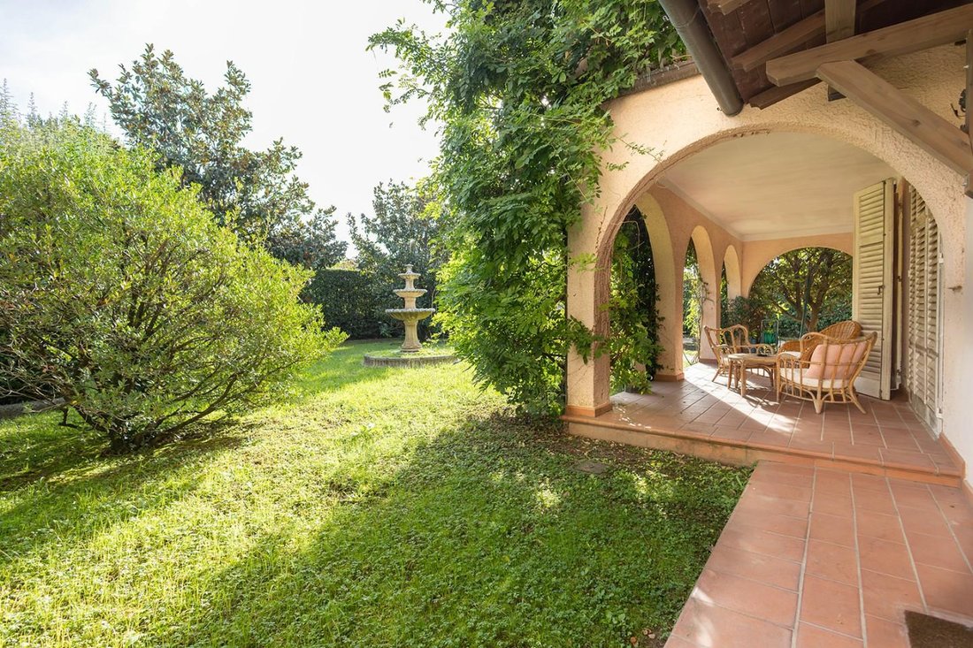 Country House in Pieve di Brancoli, Lucca, Tuscany 5 - 19178361