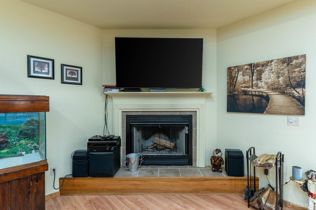 House in Phelps, Wisconsin, United States 4 - 19172416