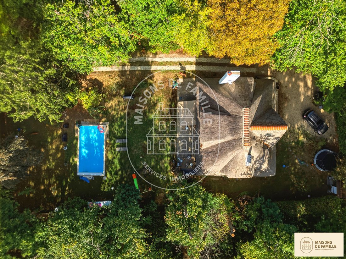 Villa in Jonchere-Malmaison-Saint Cucufa, Rueil-Malmaison, France 1 - 19170876