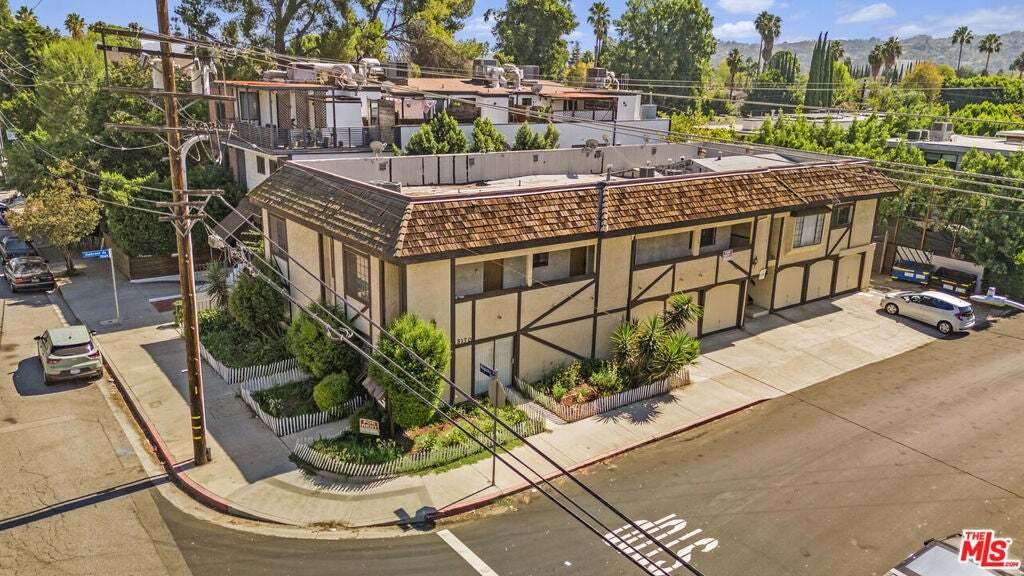 Los Angeles, California, United States 1 - 19172307