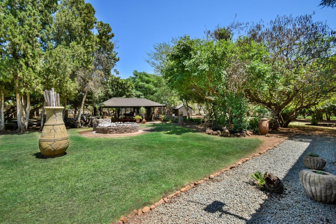 Farm Ranch in City of Tshwane Metropolitan Municipality, Gauteng, South Africa 2 - 19168957
