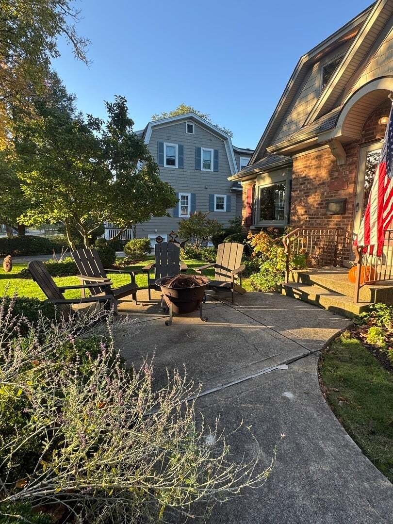 House in Western Springs, Illinois, United States 2 - 19172322