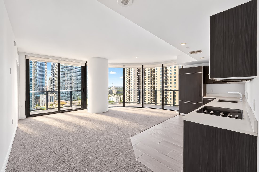 Condo in Miami, Florida, United States 1 - 19174531