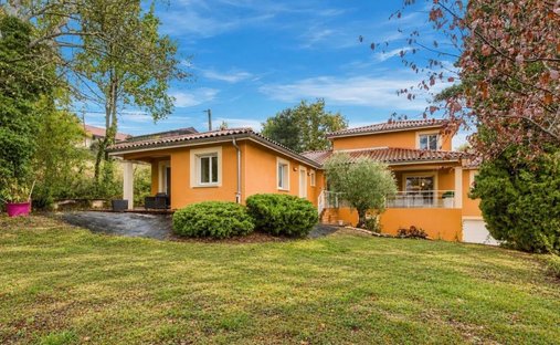 House in Chazay-d'Azergues, Auvergne-Rhône-Alpes, France 1