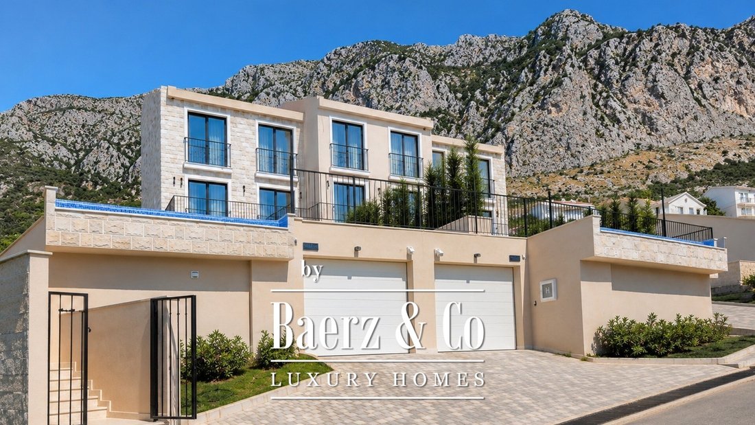 Villa in Tivat, Tivat Municipality, Montenegro 3 - 18449895