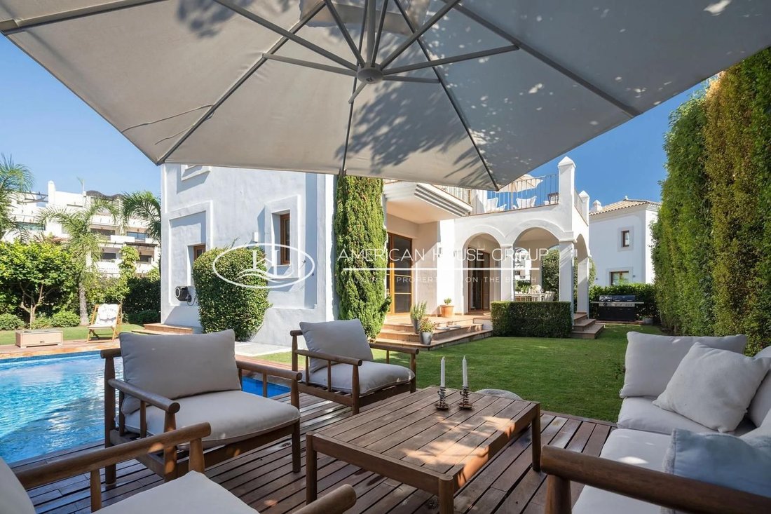 Villa en Estepona, Andalucía, España 3 - 19169524