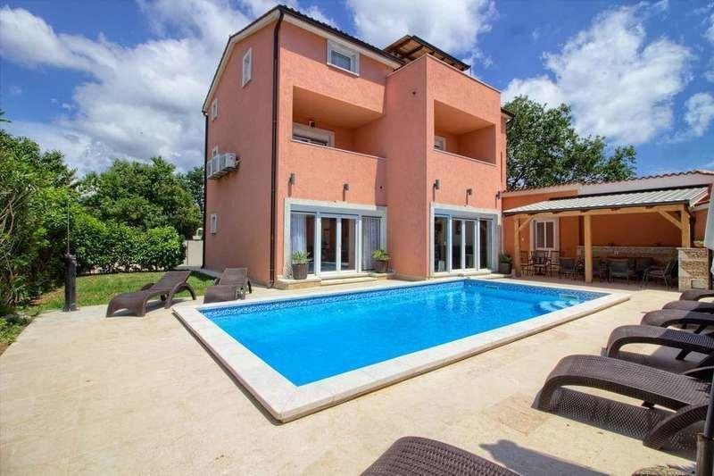 Villa en Medulin, Istria, Croacia 1 - 14776391