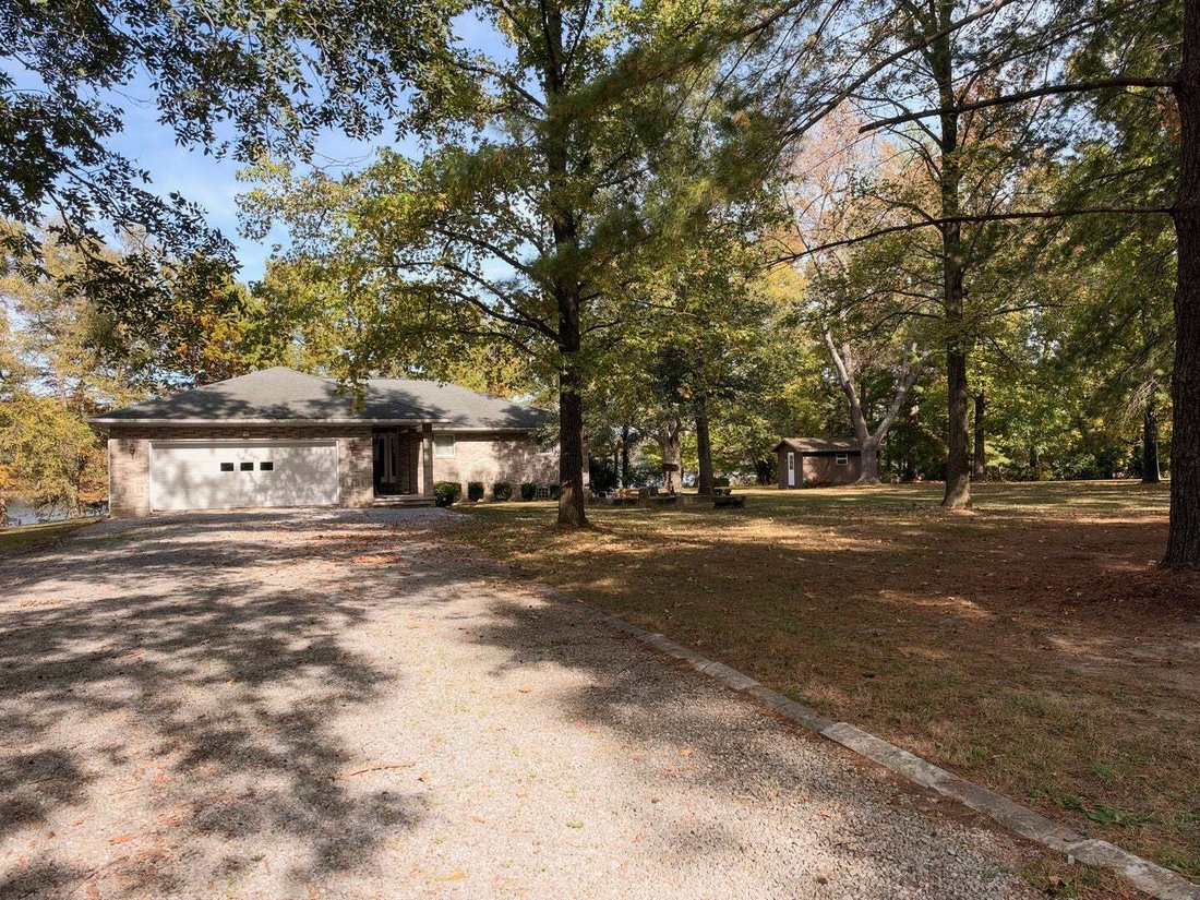 House in Benton, Illinois, United States 2 - 19179684