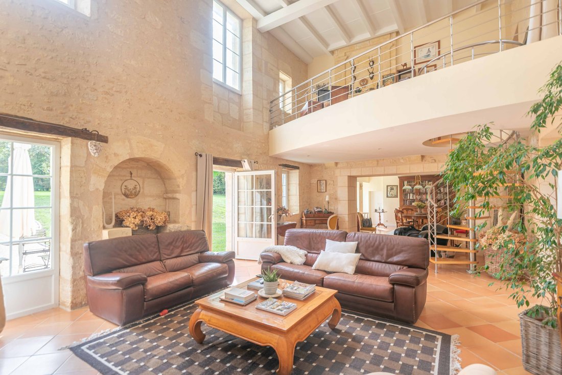 Maison à Latresne, Nouvelle-Aquitaine, France 4 - 19170080
