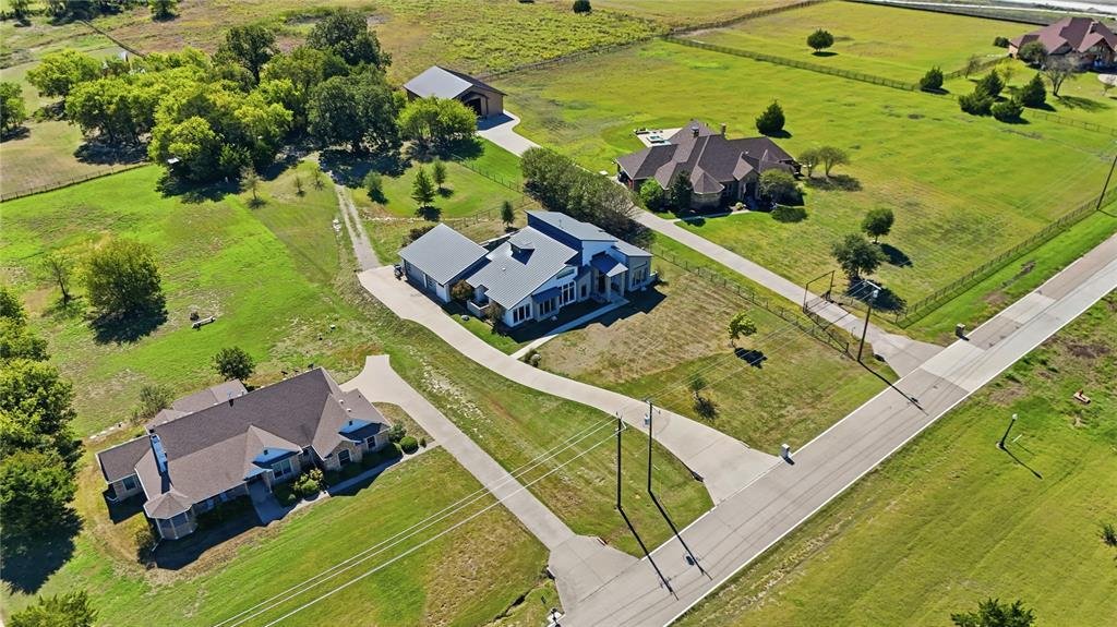 House in Waxahachie, Texas, United States 3 - 19174872