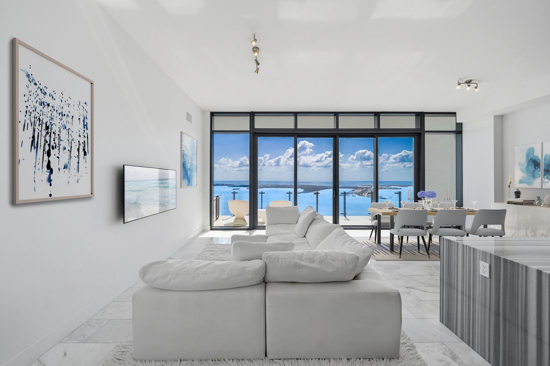 Condo in Miami, Florida, United States 3 - 19174536