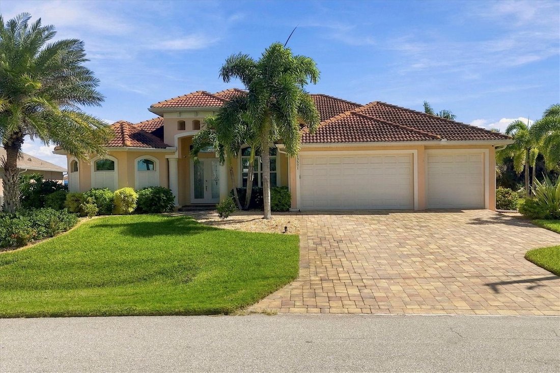 Casa en Port Charlotte, Florida, Estados Unidos 2 - 19178143