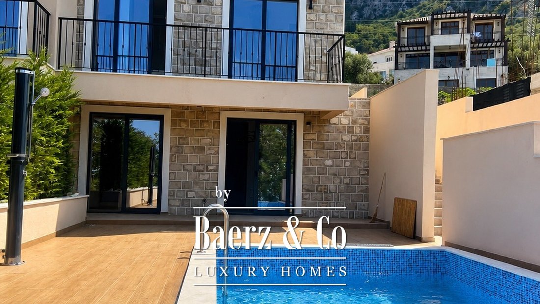 Villa in Tivat, Tivat Municipality, Montenegro 4 - 18449895