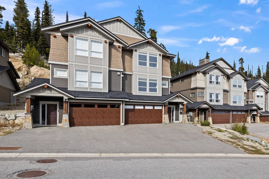 Townhouse in Kootenay Boundary E / West Bo*, British Columbia, Canada 1 - 19176176