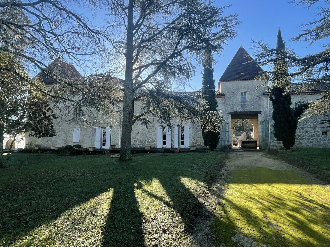 Château à La Romieu, Occitanie, France 2 - 19170897