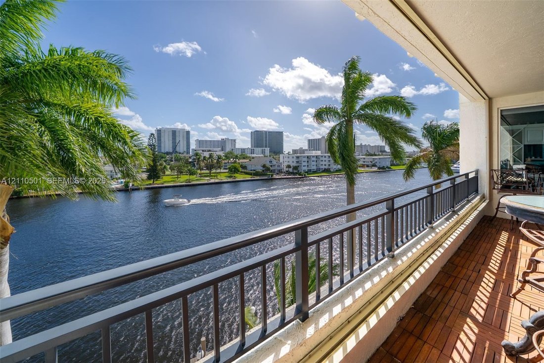 Condominio a Hillsboro Beach, Florida, Stati Uniti 2 - 19178312