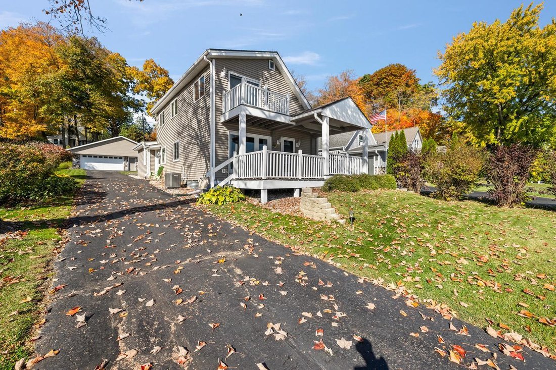 House in Hartford, Wisconsin, United States 3 - 19172286
