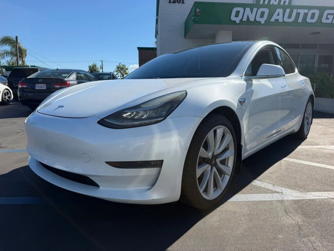 Sedan in Ontario, CA, United States 2 - 19180056