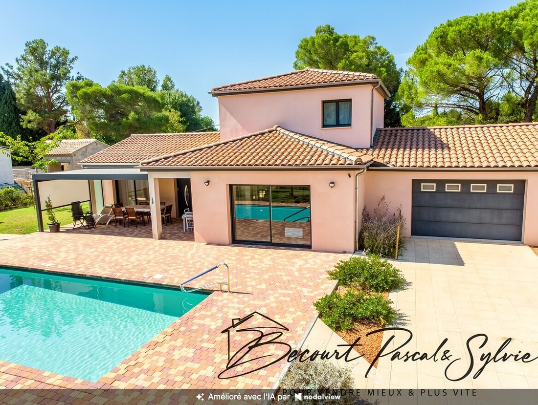 Villa in Nevons-route d'Apt, L'Isle-sur-la-Sorgue, France 1 - 19173535