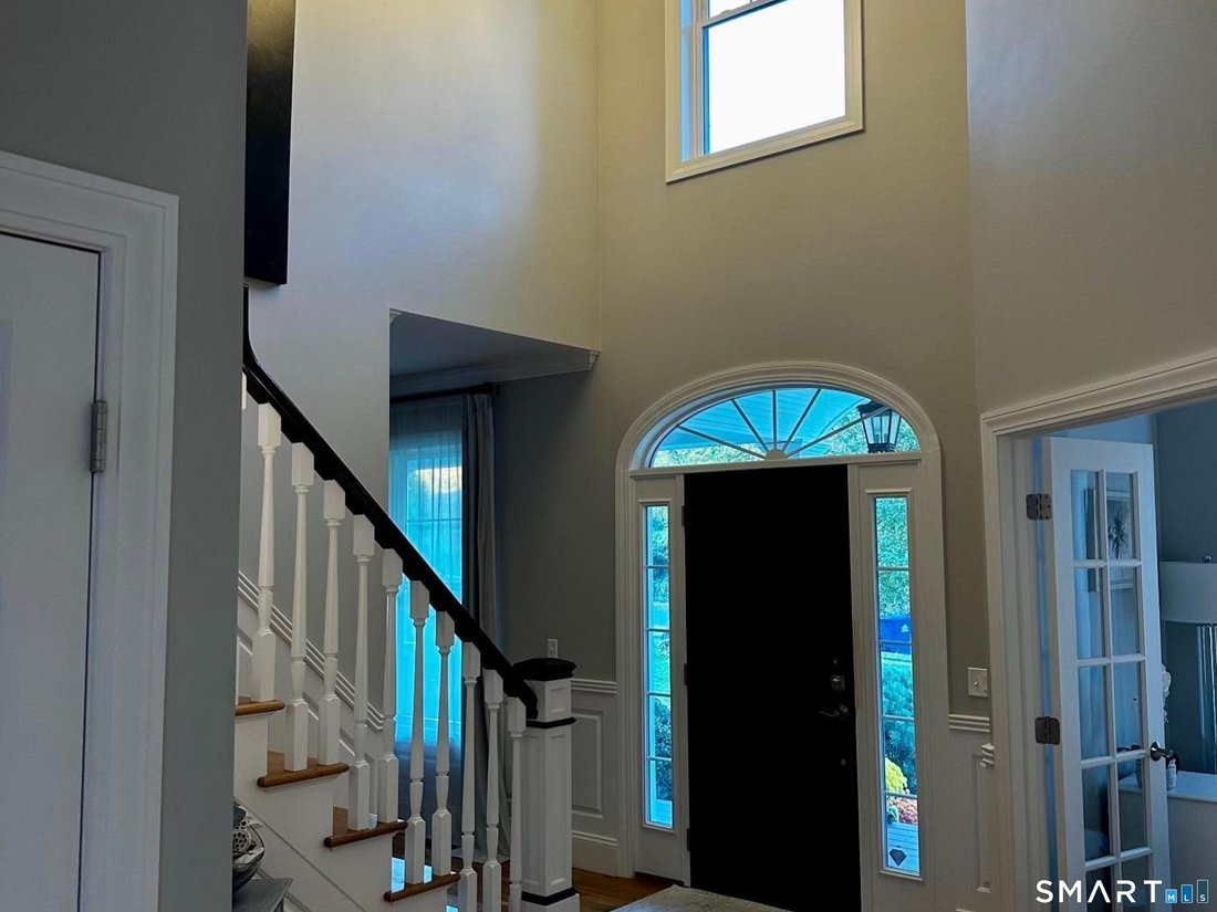 House in Southington, Connecticut, United States 4 - 19174675