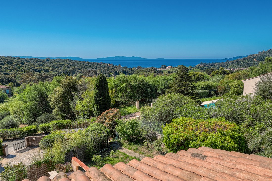 Villa in Le Lavandou, Provence-Alpes-Côte d'Azur, France 2 - 19173108