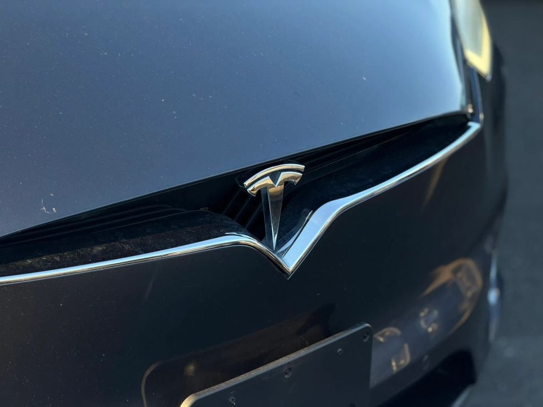 Suv in Sacramento, CA, United States 4 - 19180624