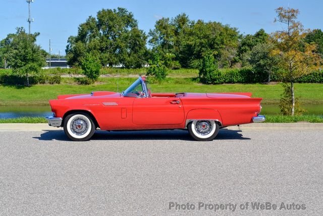 Ford Thunderbird in Calverton, NY, United States 2 - 19181092