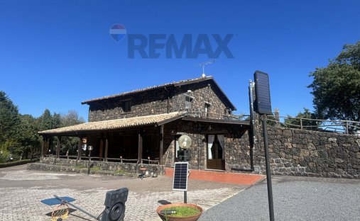 Villa à Maletto, Sicile, Italie 1