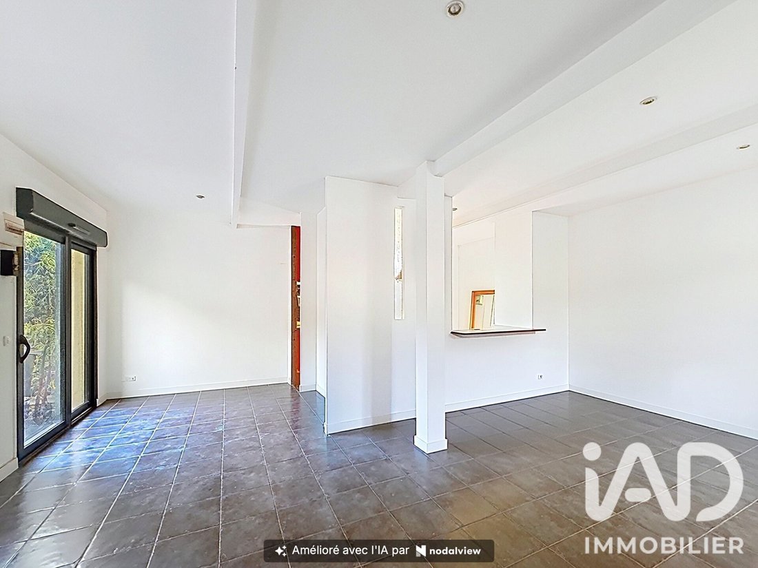 House in Arrondissement of Bobigny, Ile-de-France, France 3 - 19180784