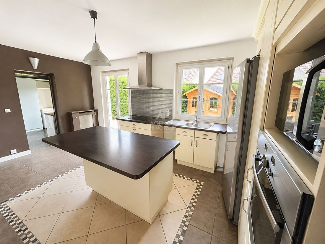 House in Clairieres, Verneuil-sur-Seine, France 2 - 19173345