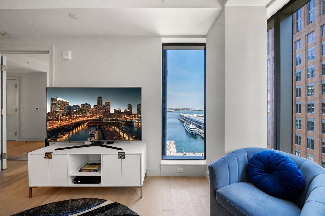 Condo in Boston, Massachusetts, United States 1 - 19173235